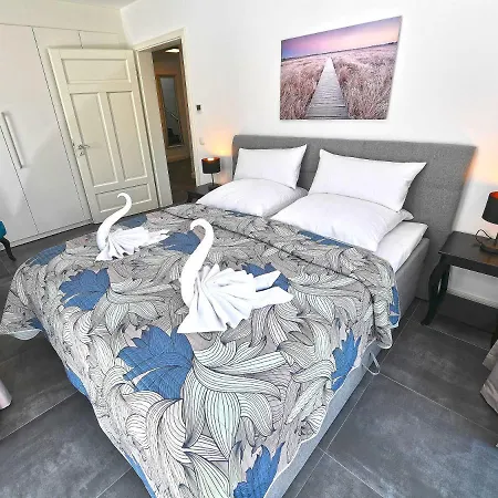 Levante In - Penthouse Mit Kamin, Sauna, Seeblick *